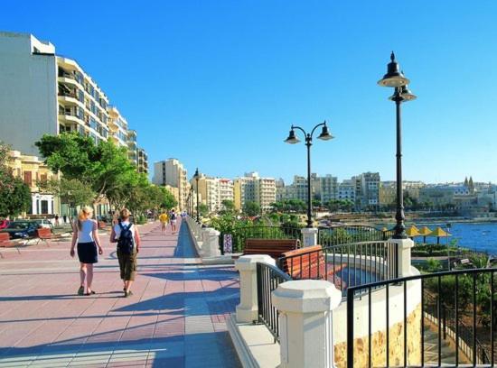 Splendid Seaside Retreat On Spinola Bay Saint Julian's Exterior foto