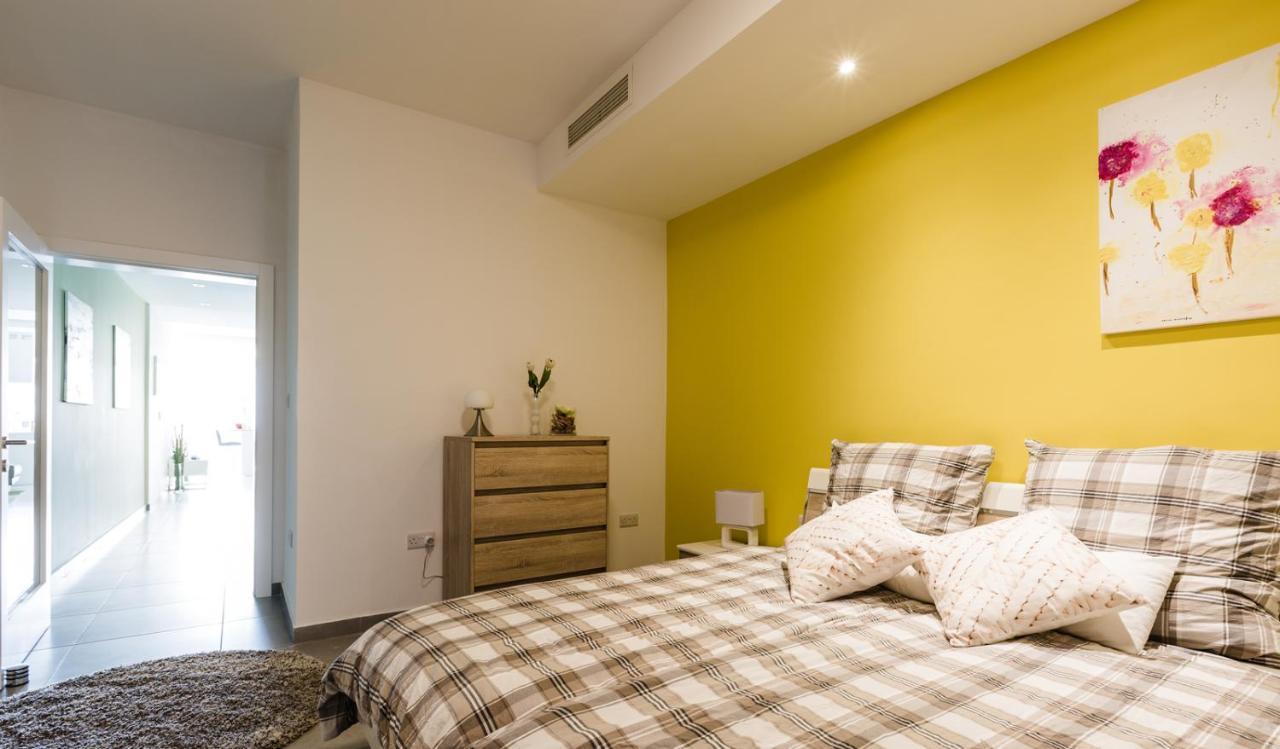 Splendid Seaside Retreat On Spinola Bay Saint Julian's Exterior foto